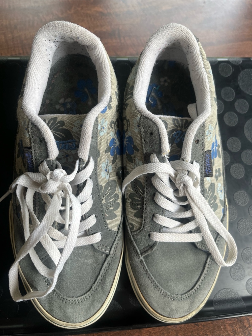 Vans Bearkitty Floral Gray Suede Canvas 
Sneakers Shoes Women’s 7.5 Y2K Skater